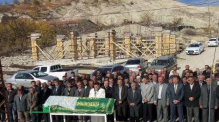 Ak Parti İstanbul İl Teşkilatı Başkanı Halis Dalkılı&ccedil;'ın Acı G&uuml;n&uuml;