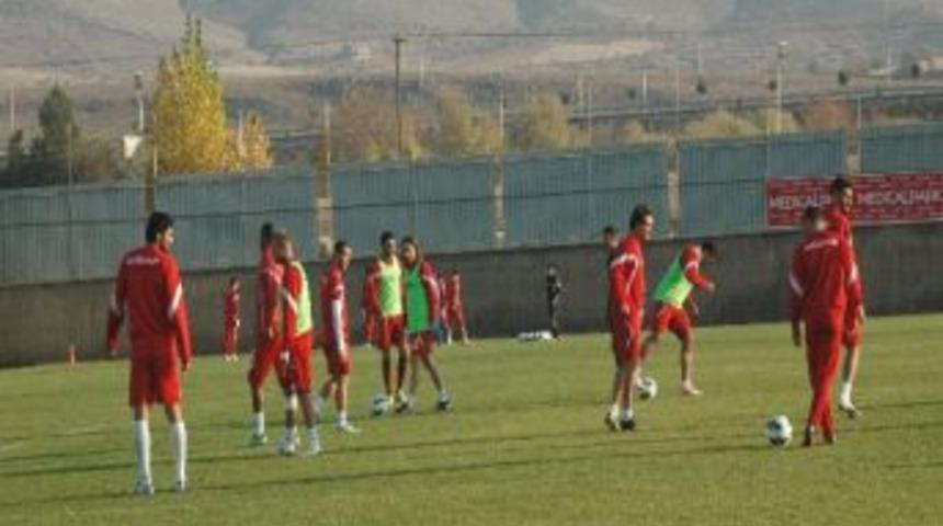 Sanica Boru Elazığspor, Galatasaray Ma&ccedil;ı Hazırlıklarına Başladı