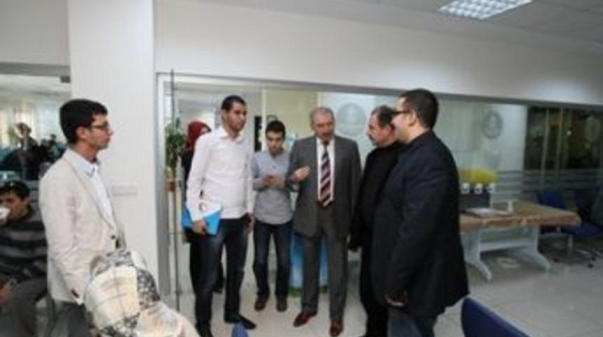 Başkan Uysal&rsquo;dan Tunuslu gen&ccedil;lere tavsiye