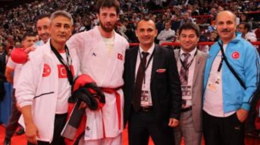 Enes Erkan Ve Mehmet Yakan D&uuml;nya Karate Şampiyonası'nda Finalde