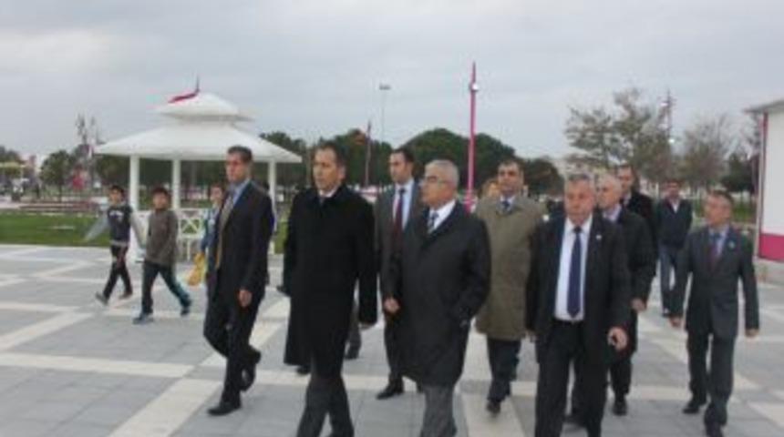 Vali Yerlikaya: &Ccedil;orlu Cumhuriyet Parkı'nı &Ccedil;ok Beğendim