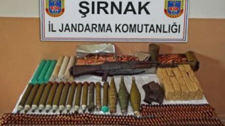 Ter&ouml;r &Ouml;rg&uuml;t&uuml;ne Suriye'den Silah Sevkıyatına Darbe