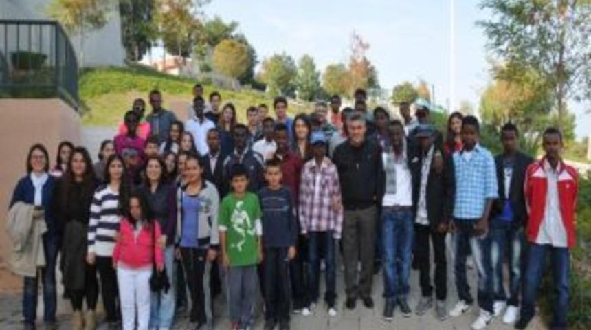 G&uuml;zelbah&ccedil;e'ye, &Ccedil;ocuk Hakları G&uuml;n&uuml;'nde Somali&rsquo;li Misafirler Geldi