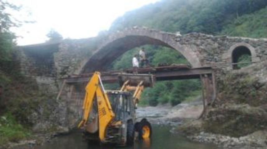 Ulubey'deki 2 Tarihi K&ouml;pr&uuml;n&uuml;n Restorasyonu Bitmek &Uuml;zere