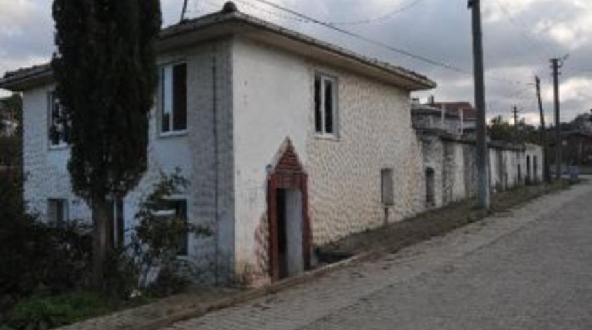 Akçakoca’daki Tarihi Kapkirli Hamamının Onarımı