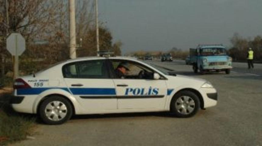 Sakarya&rsquo;da 4 G&uuml;nde 22 S&uuml;r&uuml;c&uuml; Alkoll&uuml; Olarak Direksiyon Başında Yakalandı