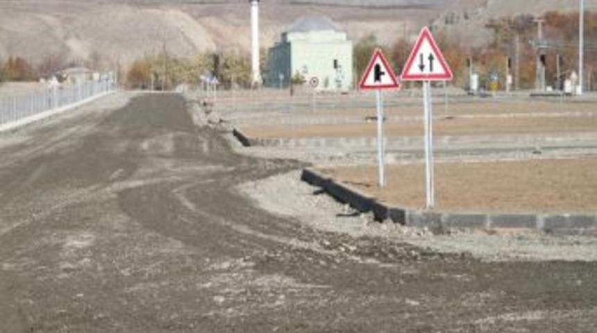 Erzincan 36 Bin M2&rsquo;lik S&uuml;r&uuml;c&uuml; Eğitim Pistine Kavuştu