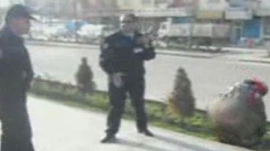 G&ouml;zaltına &lsquo;&ccedil;iş&rsquo;li direniş