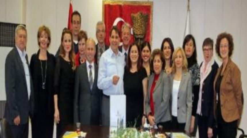 İzmir Sağlıkta &Ouml;rnek Kent