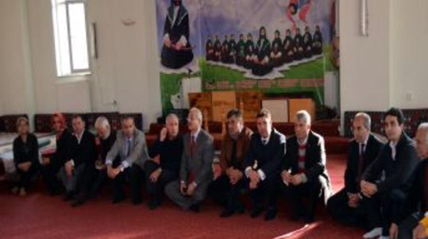 AK Parti İl Teşkilatı &Uuml;yelerinden Cemevine Ziyaret