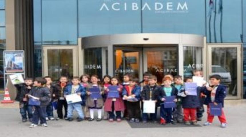 Acıbadem'den Samanyolu Koleji &Ouml;ğrencilerine Diş Kontrol&uuml;