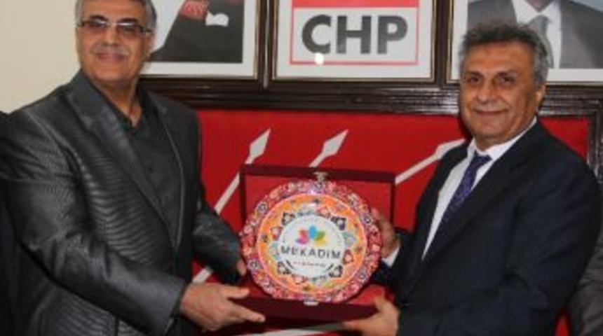 Mekadim’den Chp’ye ‘hoşgörü’ Plaketi