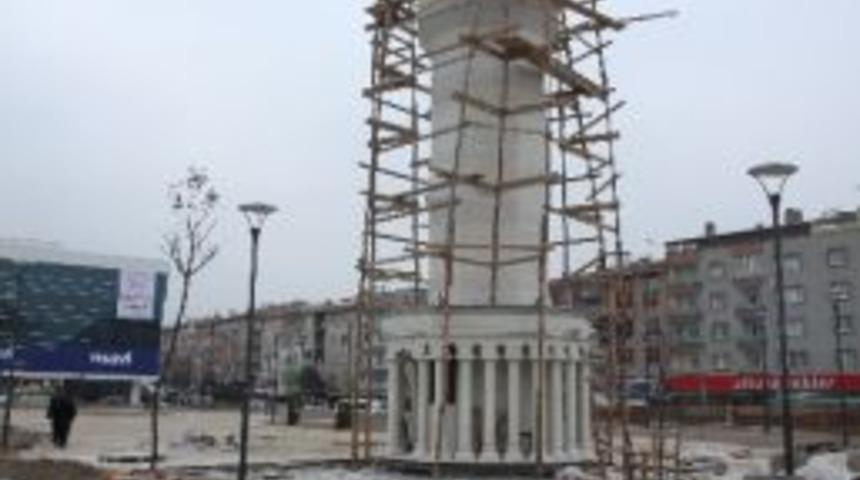 Sincan&rsquo;da Saat Kuleleri Y&uuml;kseliyor