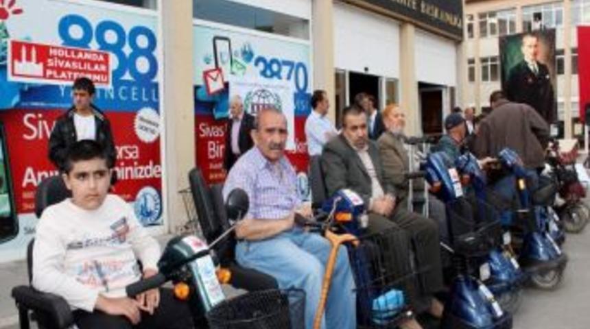 Engellilere Y&ouml;nelik &lsquo;&ccedil;ağrı Merkezi Elemanı&rsquo; Yetiştirme Kursuyapılacak