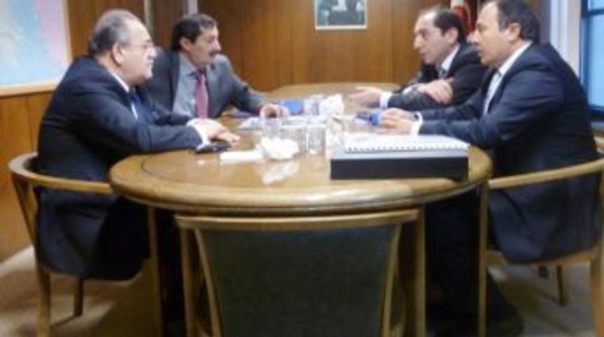 Ak Parti'li Vekiller Hitit Üniversitesi İçin Bir Araya Geldi