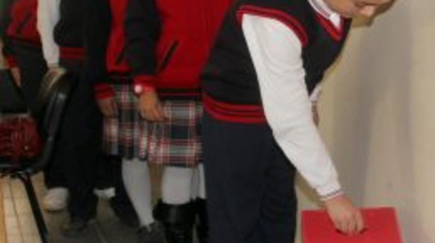 D&ouml;şemealtı Belediyesi Okullarda Atık Pil Toplama Kampanyası Başlattı