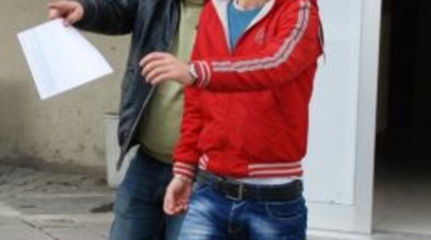 Cezaevi Firarisi Şans Oyunu Oynarken Yakalandı