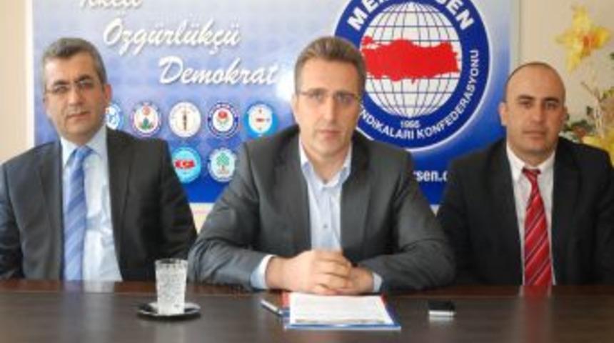 Eğitim Bir Sen: &Ouml;ğretmenler G&uuml;n&uuml;'n&uuml; Kutlamayacağız