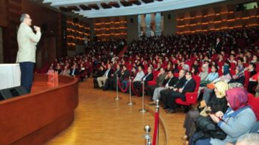 Tuzla Belediyesi'nden Öğrencilere Sigaranın Zararları Semineri