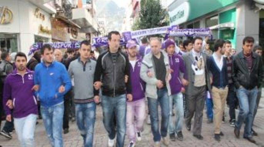 Orduspor Taraftarları Saldırıyı Kınamak İçin Yürüdü