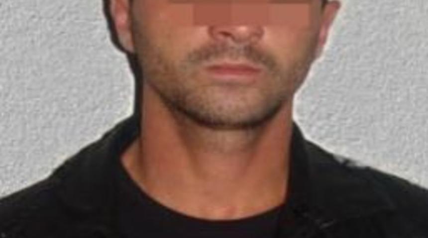 &Ccedil;aldıkları Kasayı Hamallara Taşıttılar