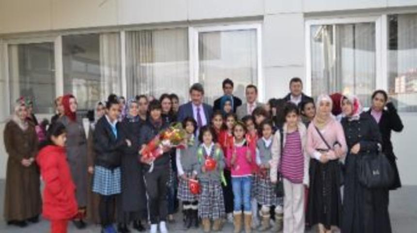 Sevgi Evleri &Ccedil;ocukları Van&rsquo;a Mutlu D&ouml;nd&uuml;