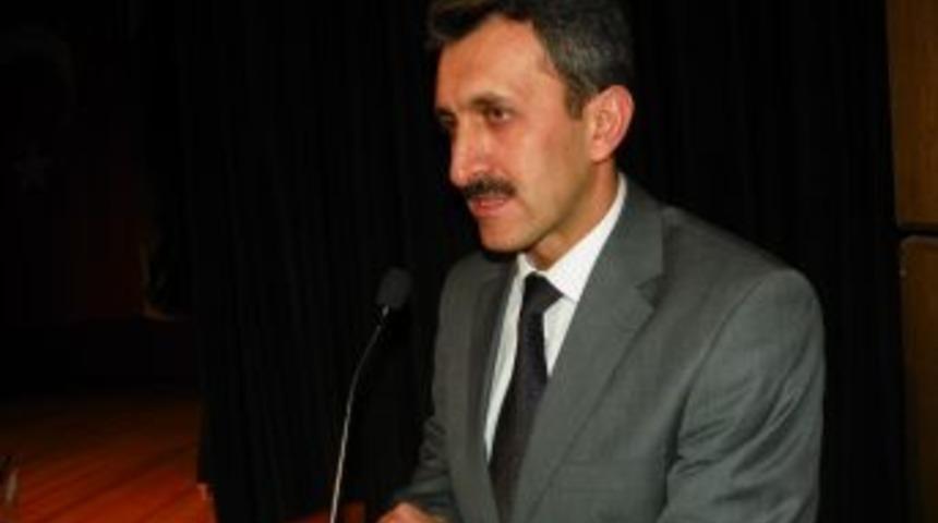 Eğitimcilerden Aşureli &lsquo;&Ouml;ğretmenler G&uuml;n&uuml;&rsquo; Kutlaması