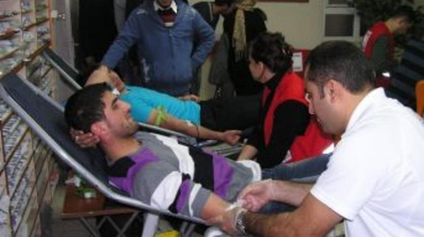 'malatya Rekor Dershanesi'nden Kan Kampanyasına Destek