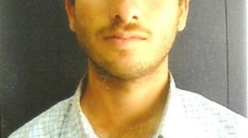 Kaybolan Oğlunu Arıyor