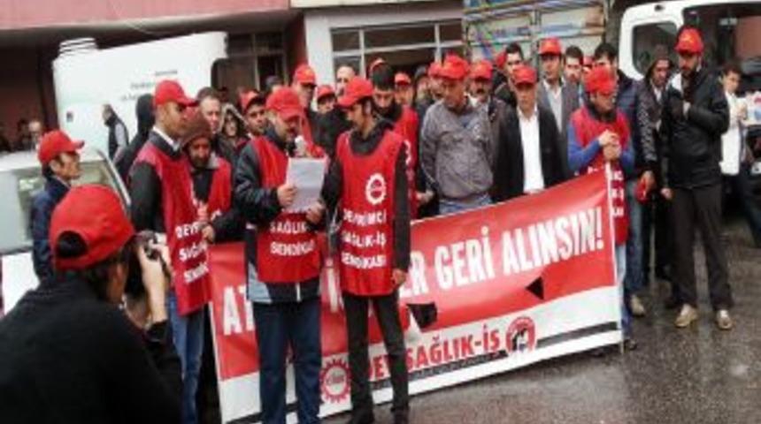 Hastane &Ouml;n&uuml;nde Eylem Yaptılar