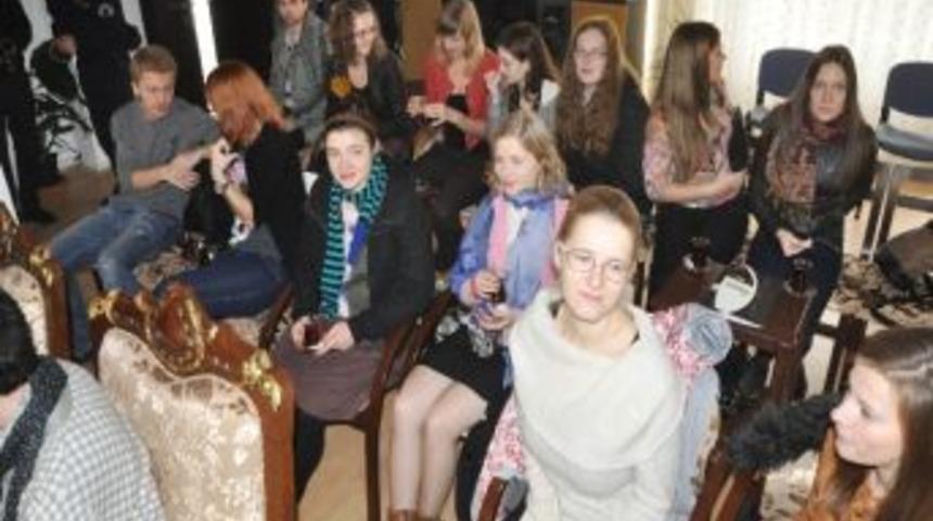 Şiddetsiz Bir Toplum İ&ccedil;in &Ouml;ğrenci Grupları Bir Araya Geldi