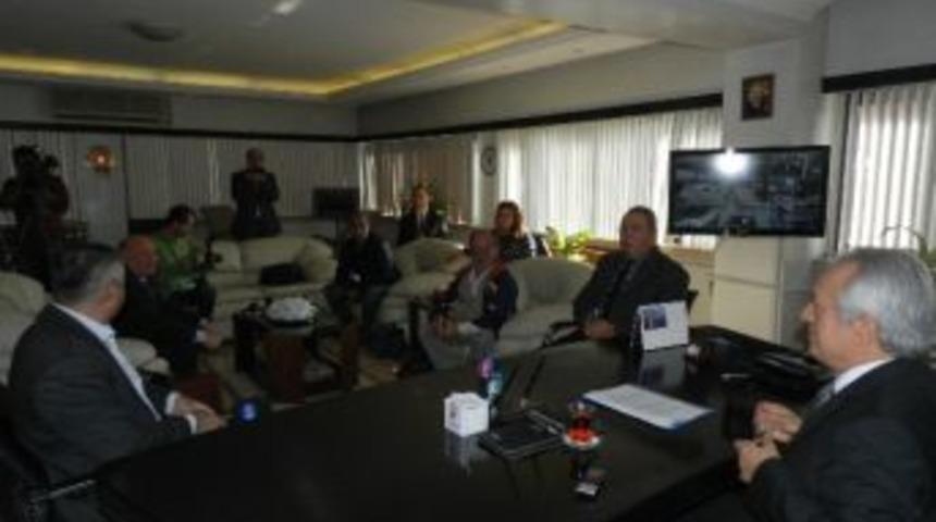 Aydoğan, Gazetecilere Veda Etti