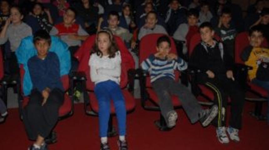 &Ouml;ğrencilere Bilişim Su&ccedil;u Eğitimi