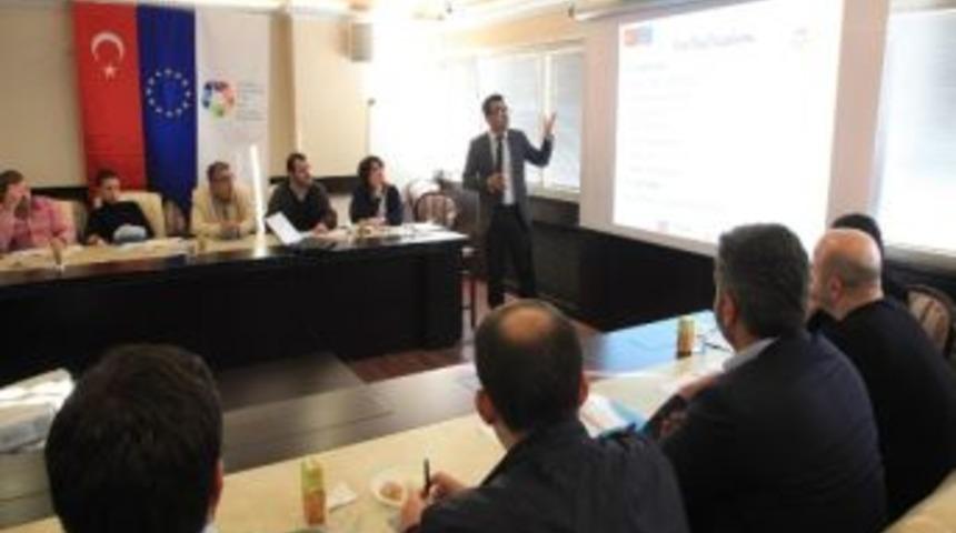 Trabzon&rsquo;da Kuyumcular İlk Kez &Ccedil;alıştay İ&ccedil;in Biraraya Geldi