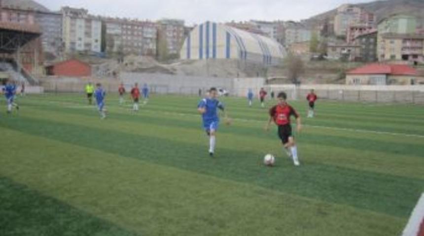 Liseler Arası Futbol Turnuvası Sonu&ccedil;landı