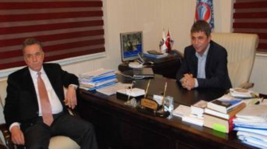 İSSİAD Başkanı Atakaş: K&ouml;rfez'de Yatırım Yapacak Yer Bulamıyoruz