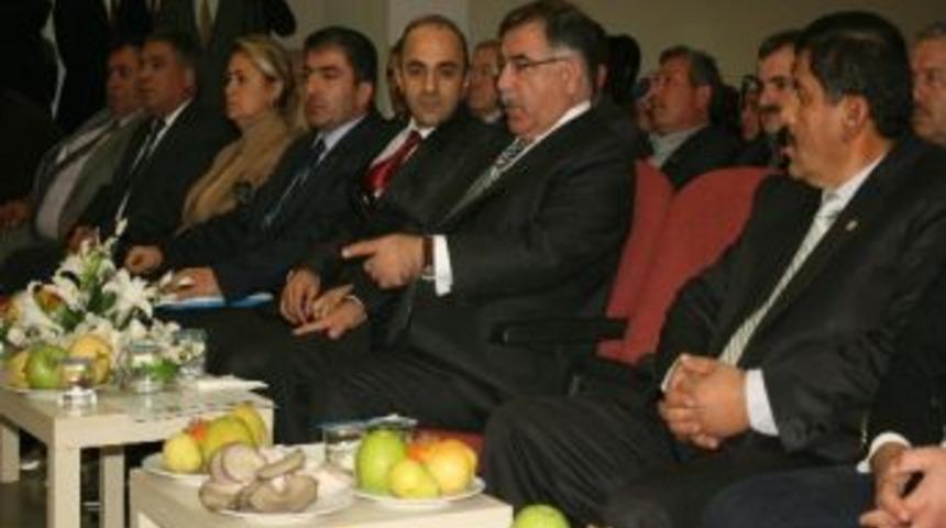 D&uuml;zce&rsquo;de Muhtarlar Meyvecilik Konusunda Bilgilendirildi