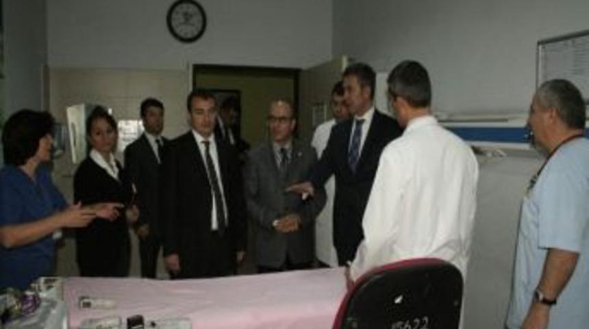 Kamu Hastaneleri Birliği Genel Sekreteri &Ccedil;etin, Hastaneleri İnceledi