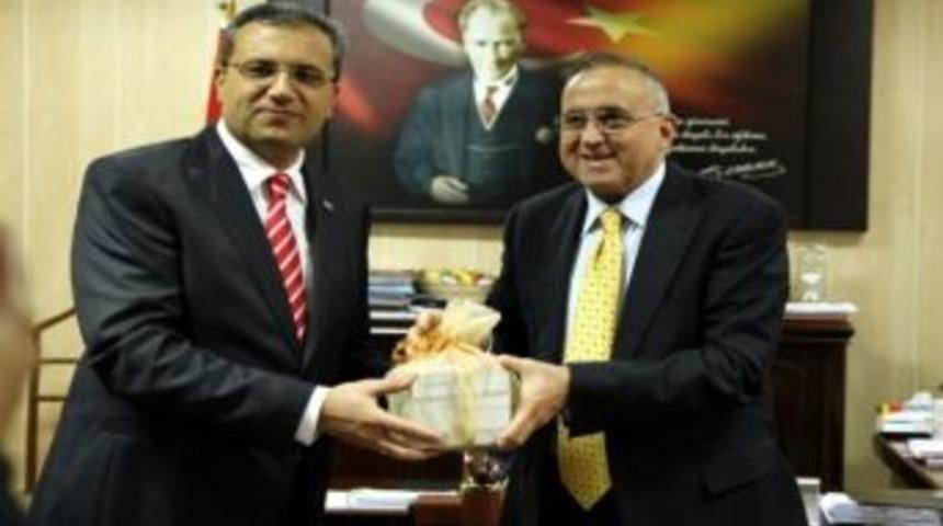 G&uuml;zelbey&rsquo;den Eğitimcilere Anlamlı Ziyaret