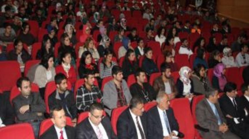 Hakkari&rsquo;de K&uuml;rt Sorunu Konulu Konferans