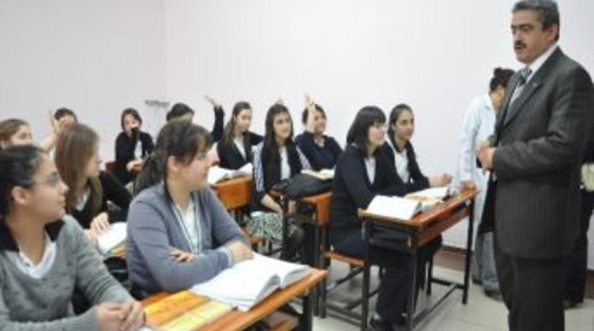 Başkan Alıcık&rsquo;ın &Ouml;ğretmenler G&uuml;n&uuml; Mesajı