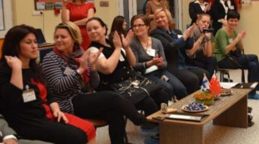 Avrupalı Konuklar &ldquo;damat Halayı&rdquo; İle Coştu