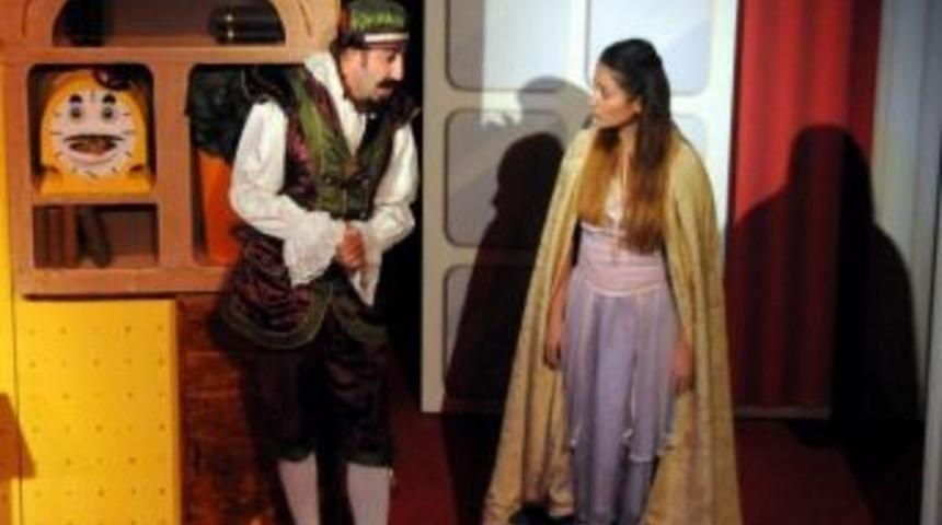 &Ccedil;izmeli Kedi Bandırma'da