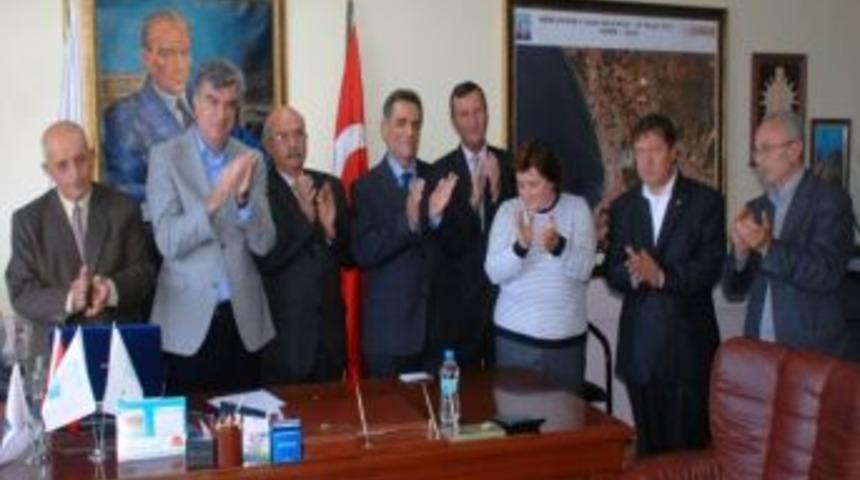 Dikili&rsquo;de Chp&rsquo;den Birlik Beraberlik Mesajı