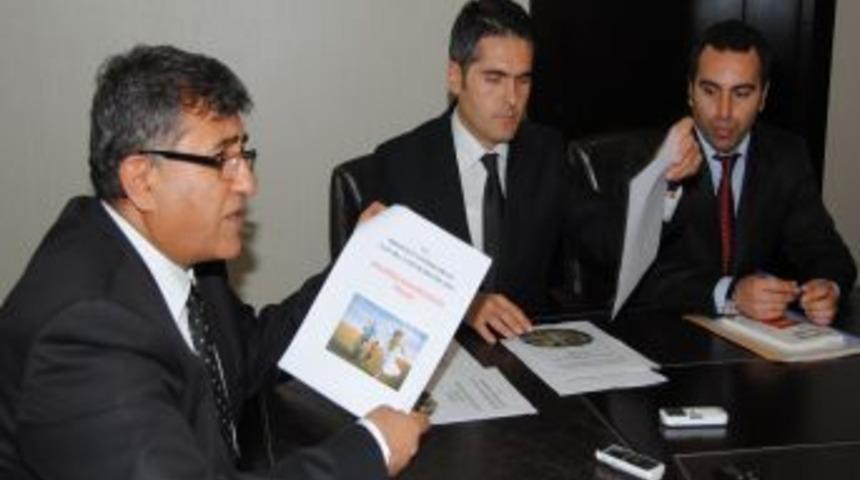 Manavgat'ta B&ouml;l&uuml;nm&uuml;ş Aileler Bir Araya Getirilecek