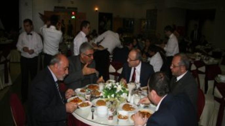 'Can&rsquo;lar BUGİAD'ın Iftarında Buluştu