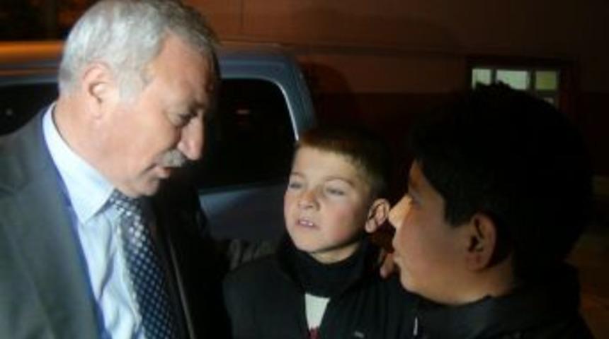 Okul M&uuml;d&uuml;r&uuml; Makamında Darp Edildi