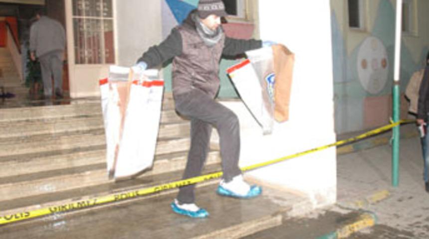 PKK Van'da okul yaktı