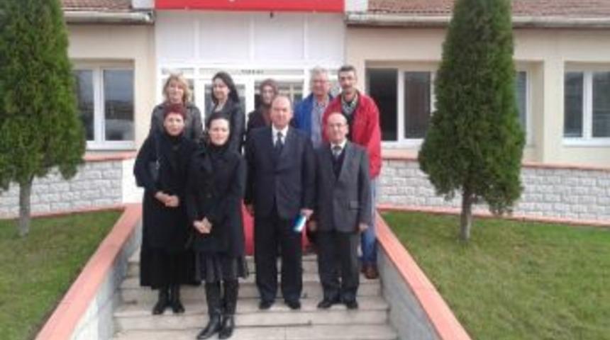 &Ccedil;orlu Kent Konseyi&rsquo;nden Huzurevine Ziyaret