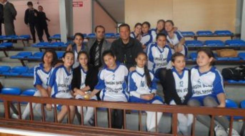 Okul sporları etkinlikleri başladı